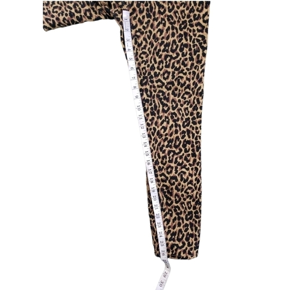 J. Crew Leopard 9" High Rise Skinny Button Fly Jean Size 28 - Picture 9 of 11